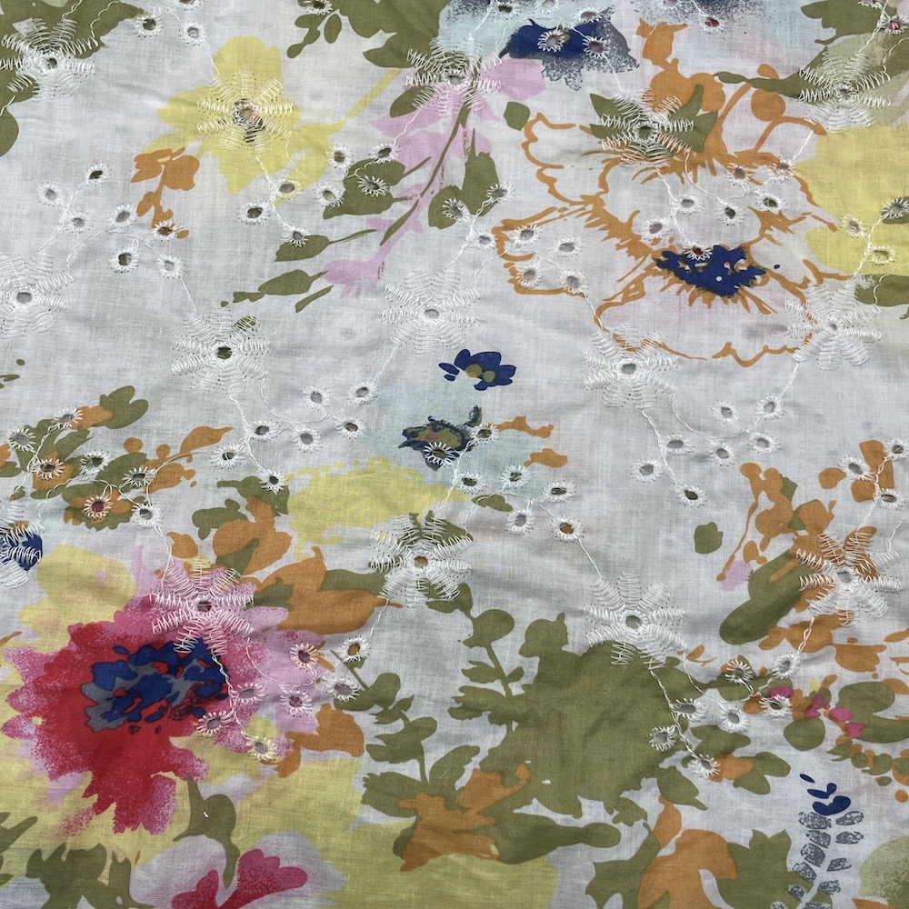 COLOR_PRINT_EMBROIDERY_CUSTOMIZED_1