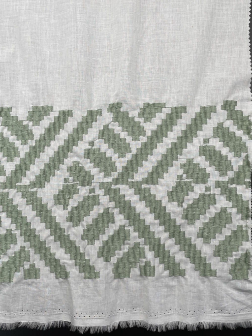 Rec-embo linen
