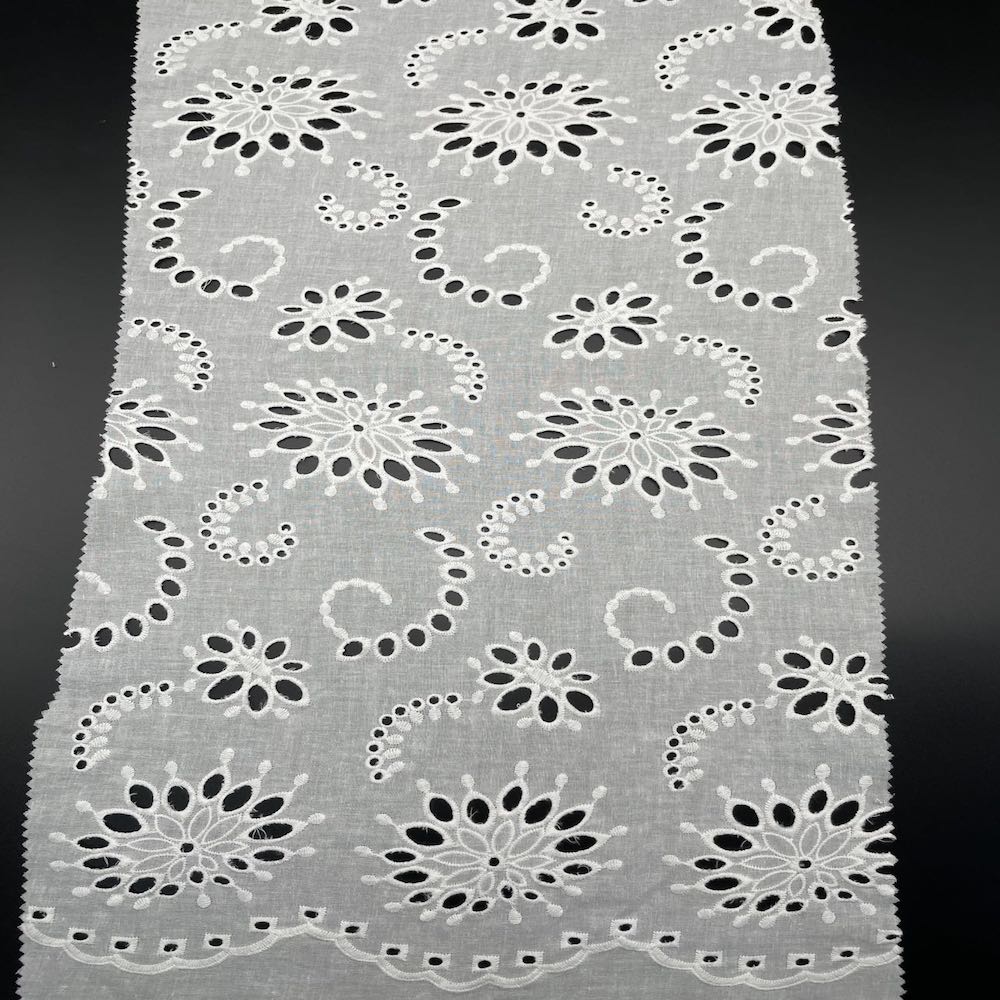 THEATRE_EMBOIDERY_CURVE