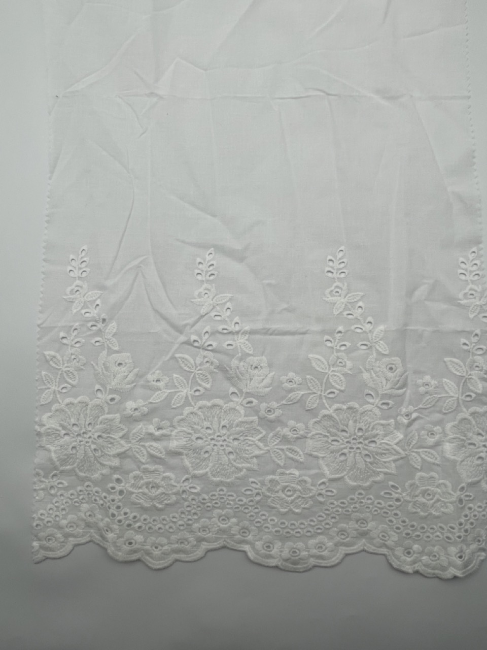 Windy_bloom_embroidery