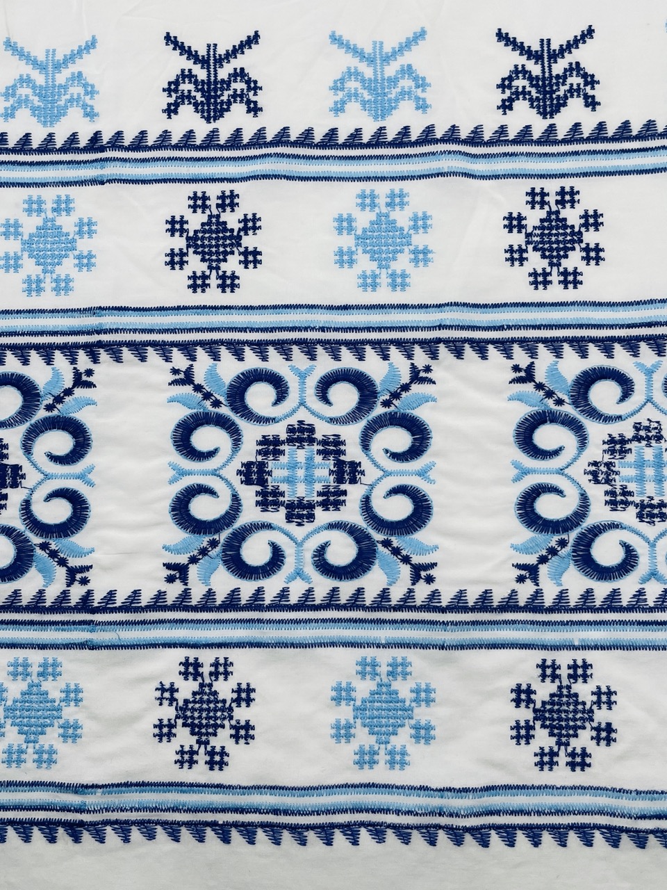 bluetransparent_cycle_embroidery