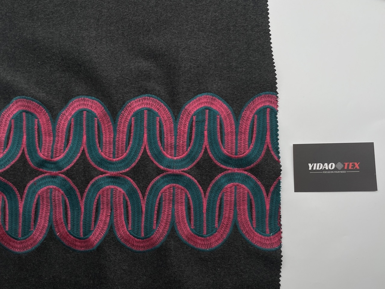 Contrast_styling_border_embroidery