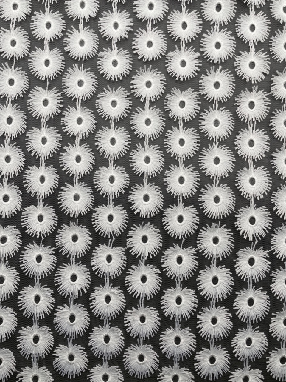 GRAND_SPOT_FLORAL_EMBROIDERY