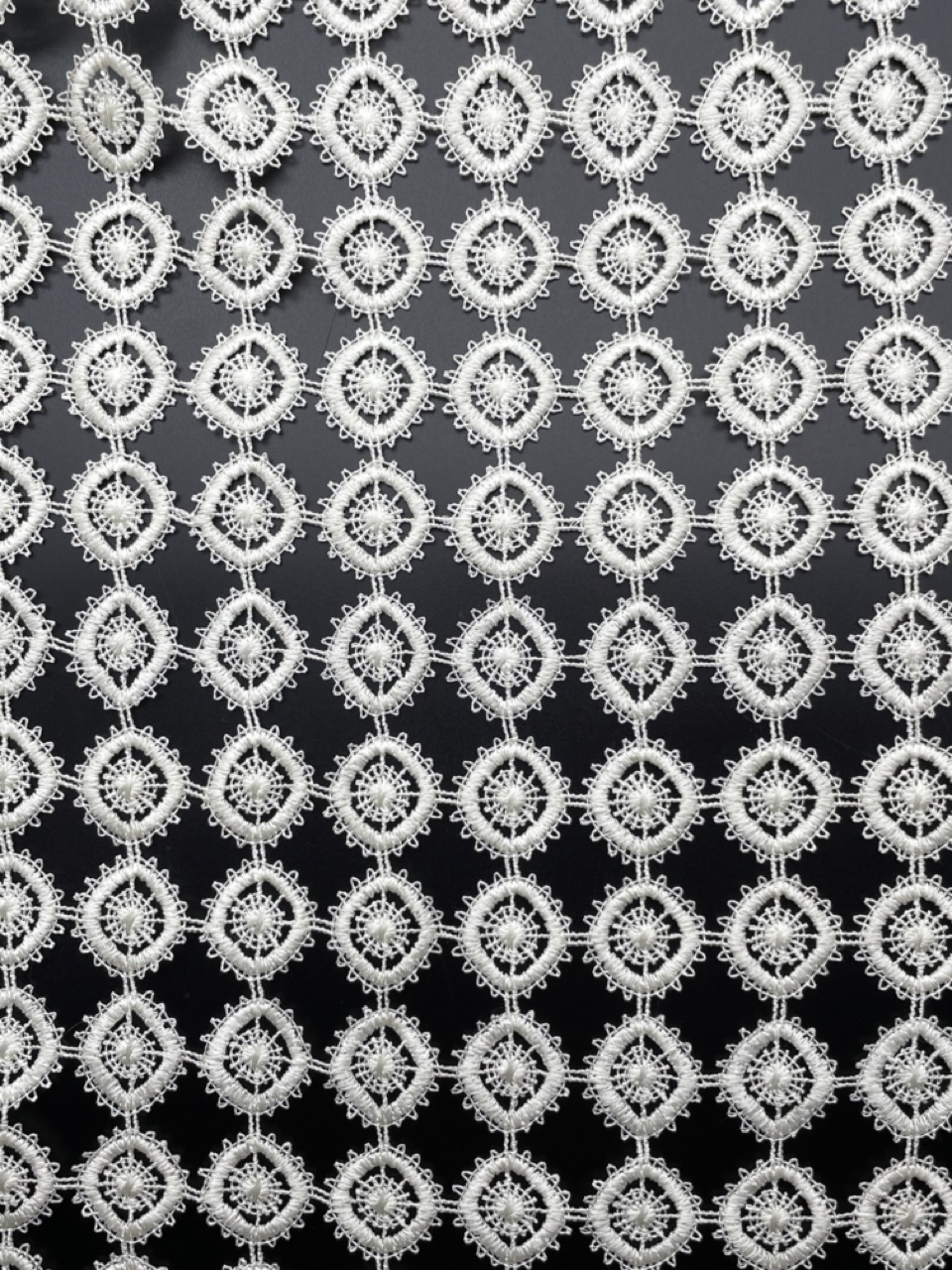 LOOPING_STAR_FLOWER_EMBROIDERY