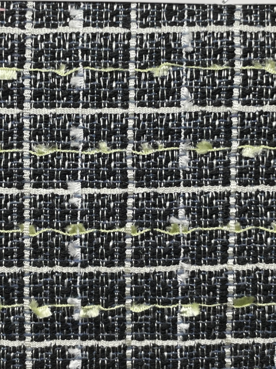 FIRE_BOWL_LINE_TWEED_CHANEL_MATERIAL