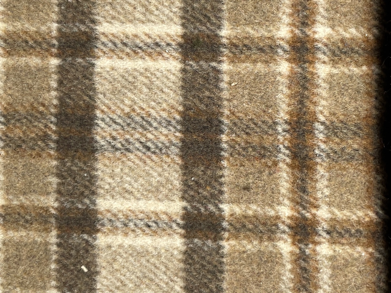 HOPPE_TWEED_FABRICS_READY GOODS
