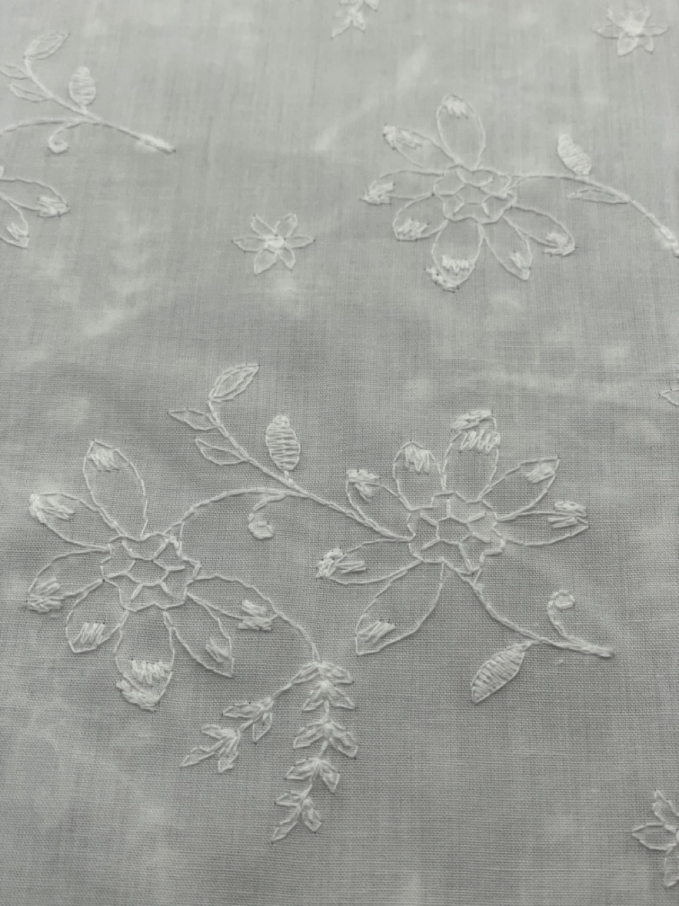 small_floral_delicate_embroidery